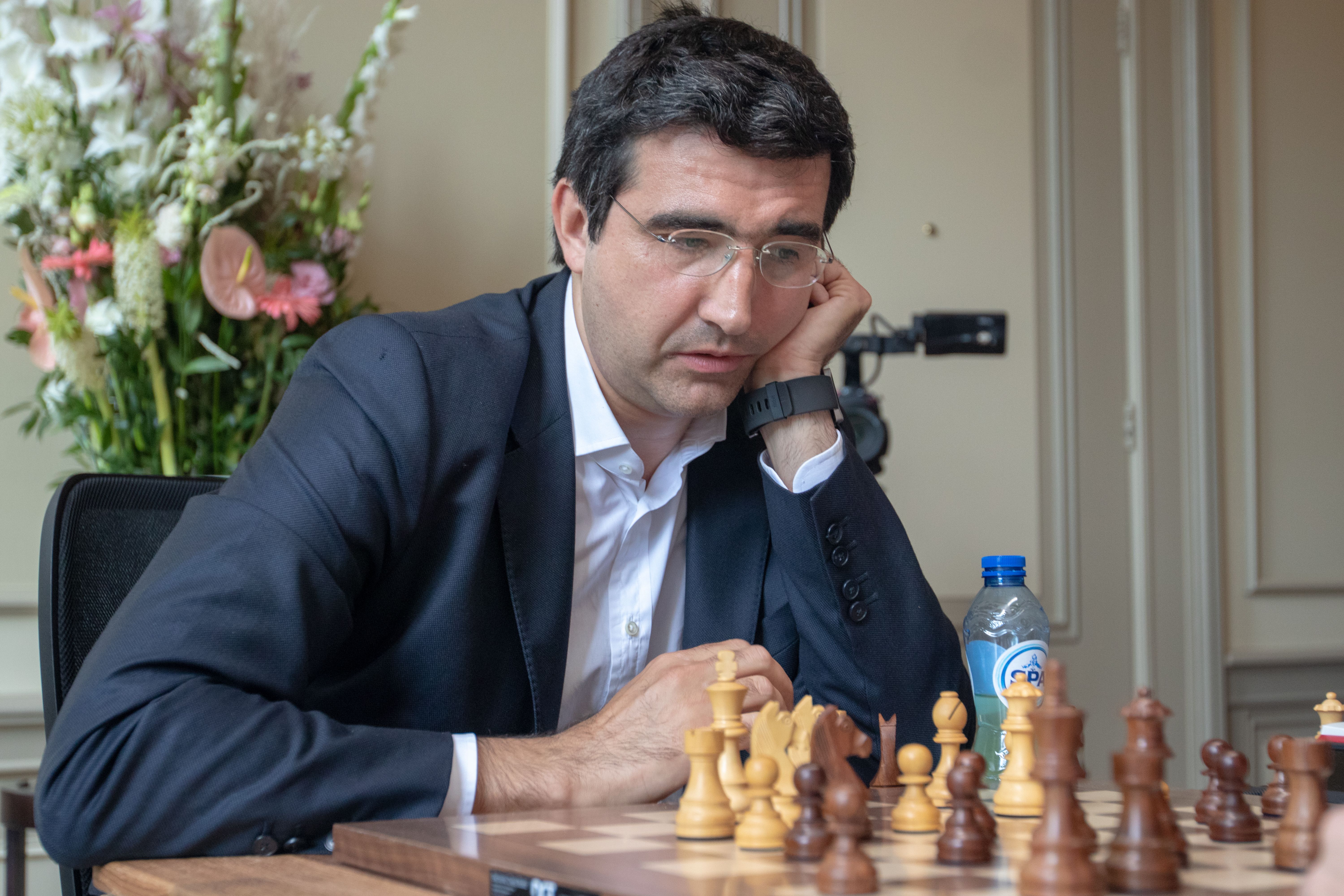 弗拉基米尔·克拉姆尼克 (Vladimir Kramnik) 指责 Chess.com